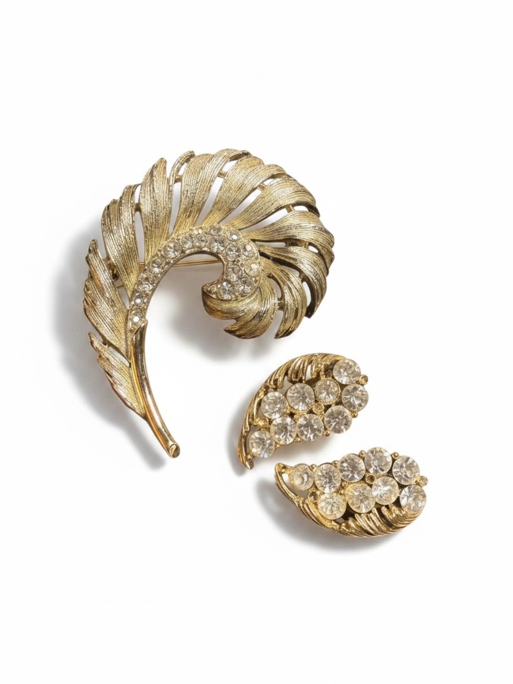 Vintage Lisner Rhinestone Feather Brooch & Clip Earrings Demi Parure Set